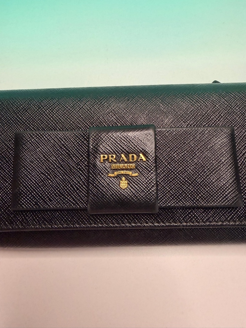 Prada Black Saffiano Leather Bow Wallet with Gold Logo - Picture 2 of 8